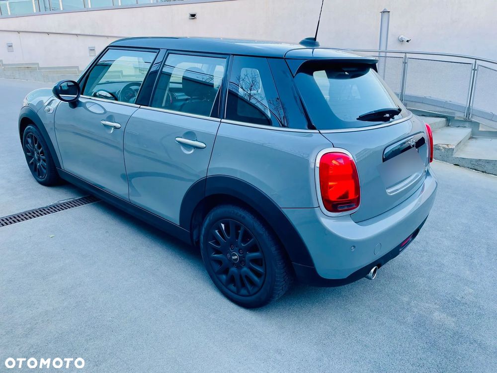 MINI Cooper Standard - 10