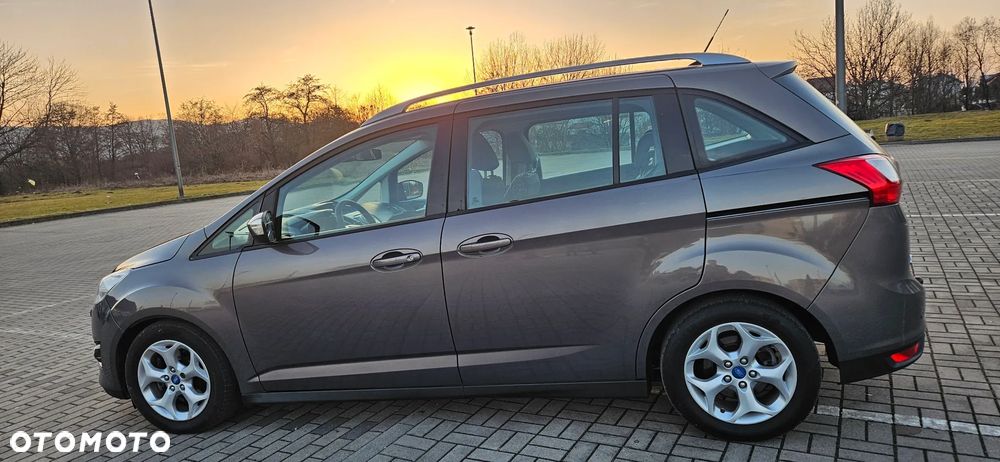 Ford Grand C-MAX 1.6 TDCi Start-Stop-System Titanium - 19