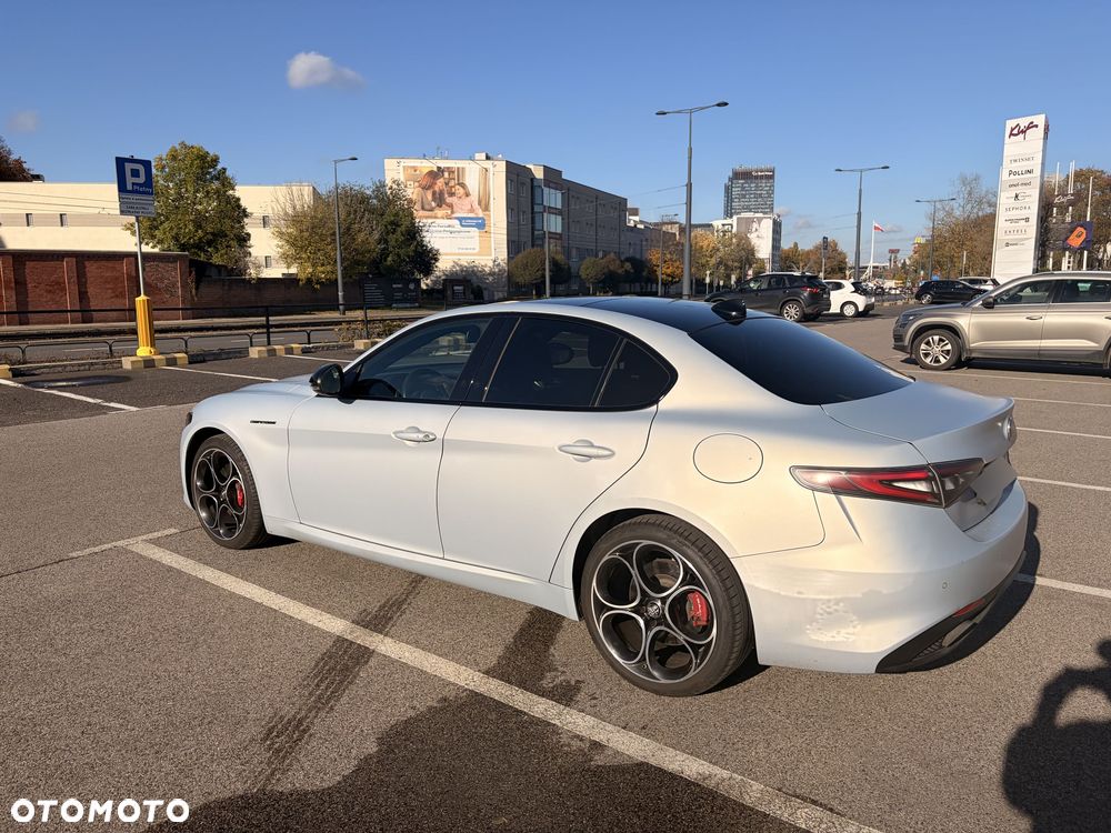 Alfa Romeo Giulia 2.0 Turbo Competizione Q4 - 3