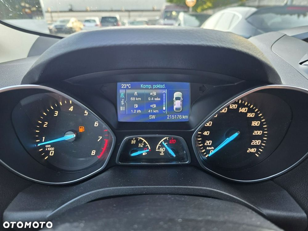 Ford Kuga - 18