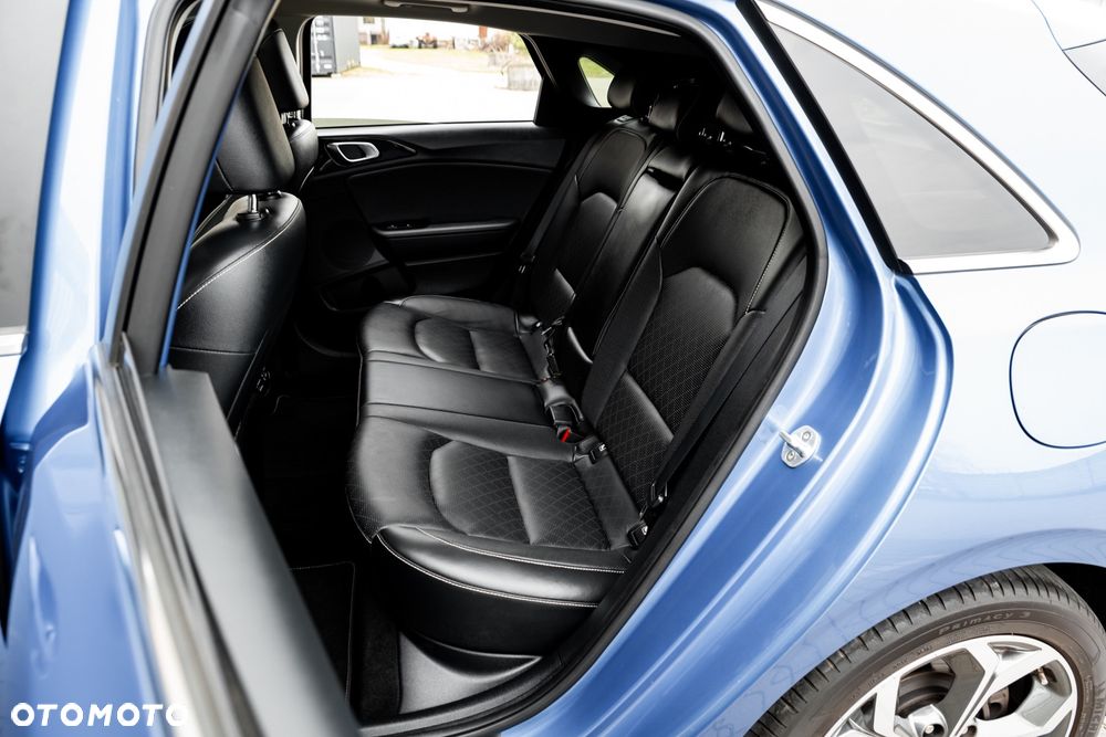 Kia Ceed 1.4 T-GDI OPF Spirit - 19