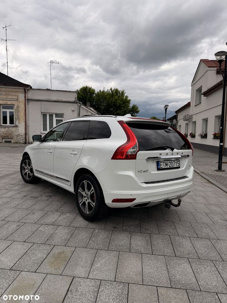 Volvo XC 60 D5 AWD Ocean Race - 12