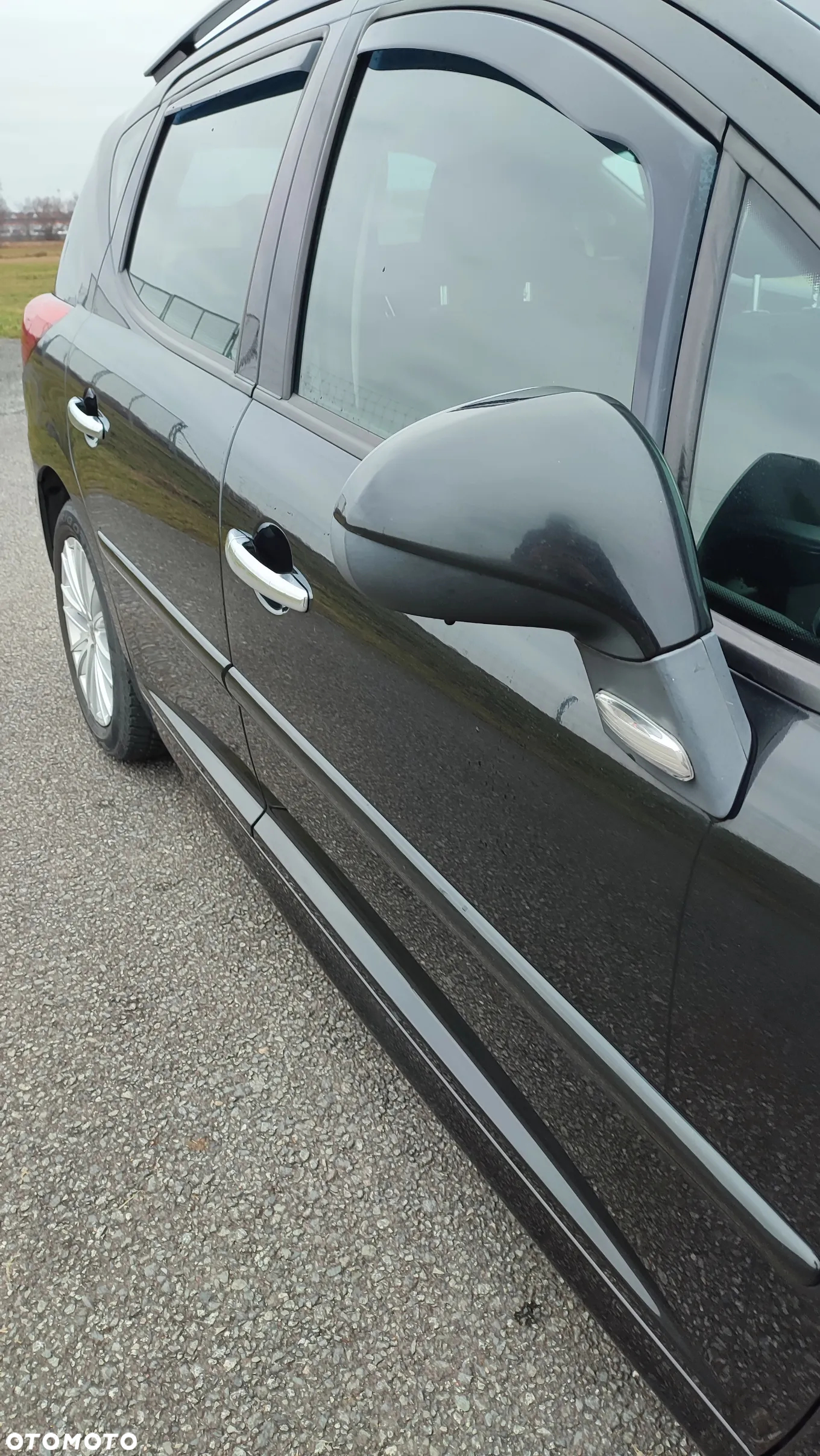 Peugeot 207 1.6 HDi Trendy - 29
