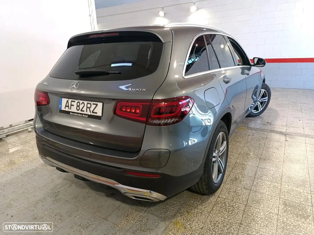 Mercedes-Benz GLC 300 e 4Matic - 3