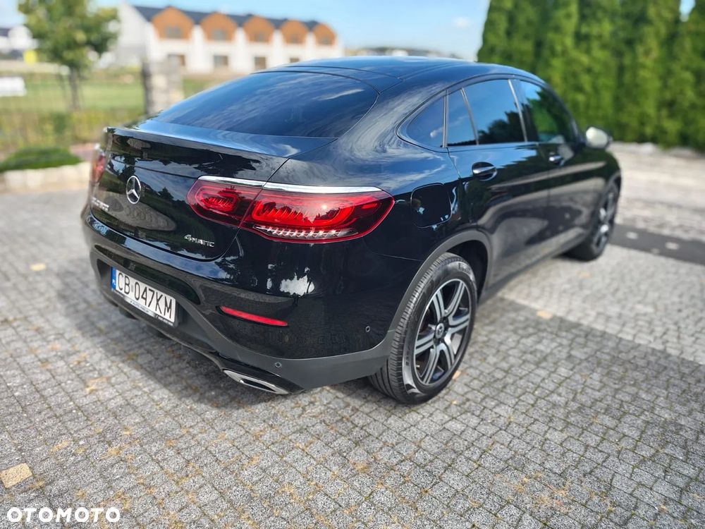 Mercedes-Benz GLC 300 4-Matic - 4