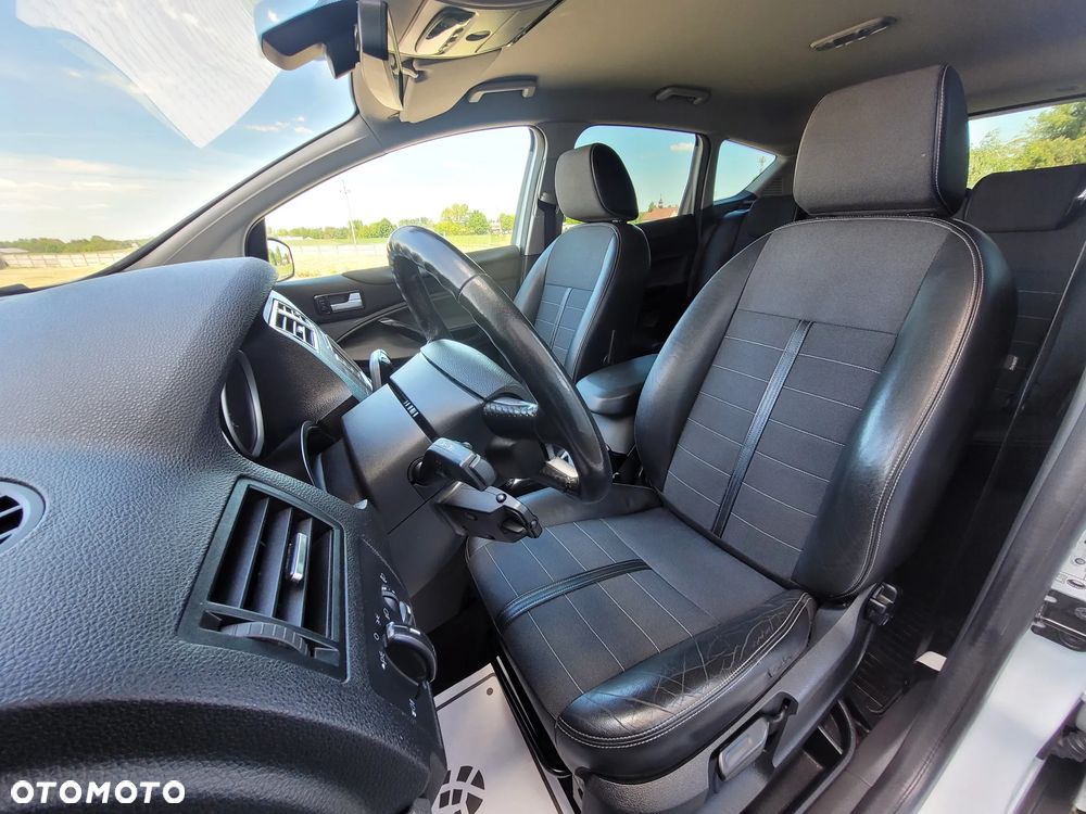 Ford Kuga 2.0 TDCi 4WD Titanium Plus - 15