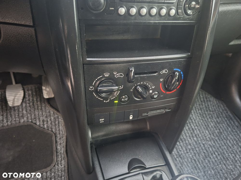 Peugeot 207 1.4 Active - 9