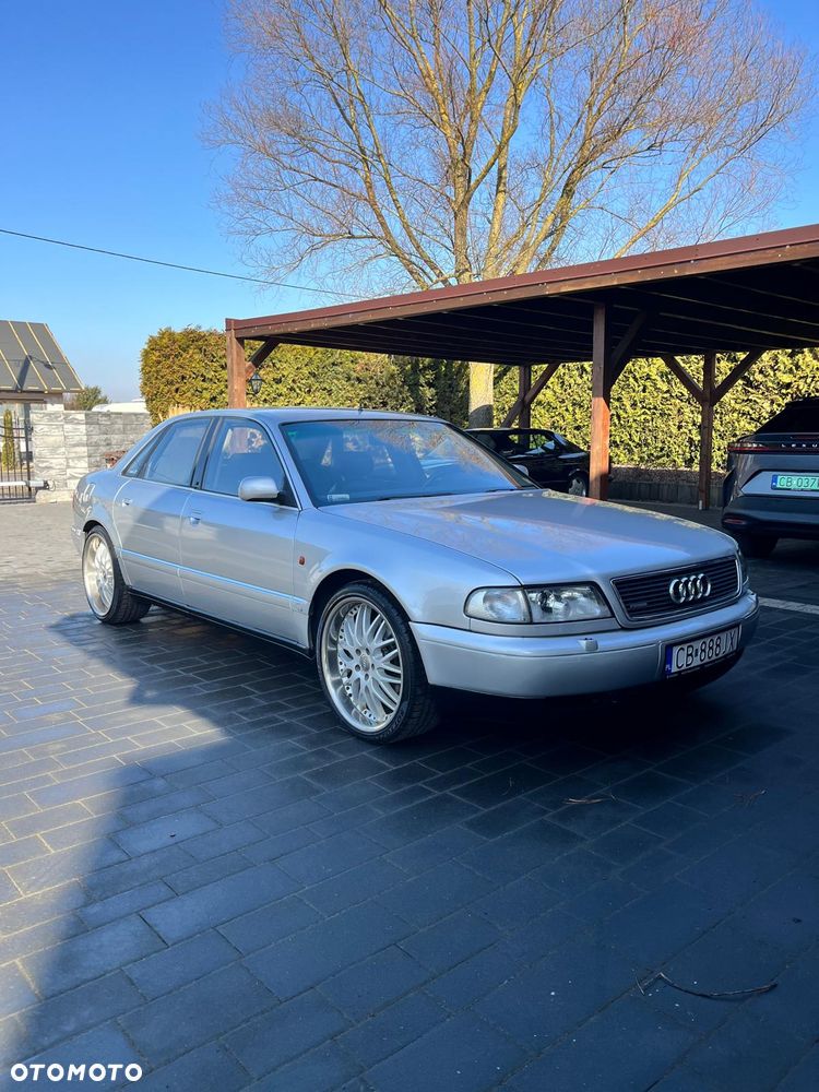 Audi A8 - 1