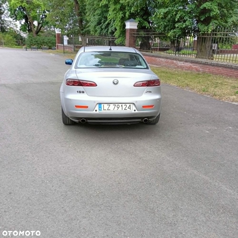 Alfa Romeo 159 - 6
