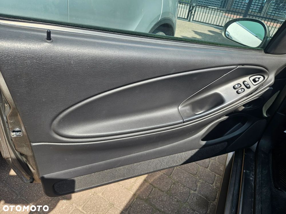 Ford Mustang 3.8 V6 - 9