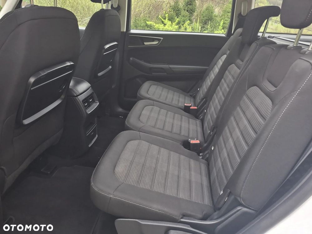 Ford Galaxy 2.0 TDCi 4WD Titanium - 12