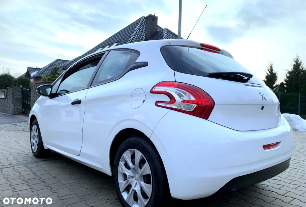 Peugeot 208 1.4 HDi Access - 4