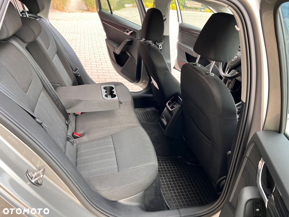 Skoda Octavia 1.6 TDI Style - 8