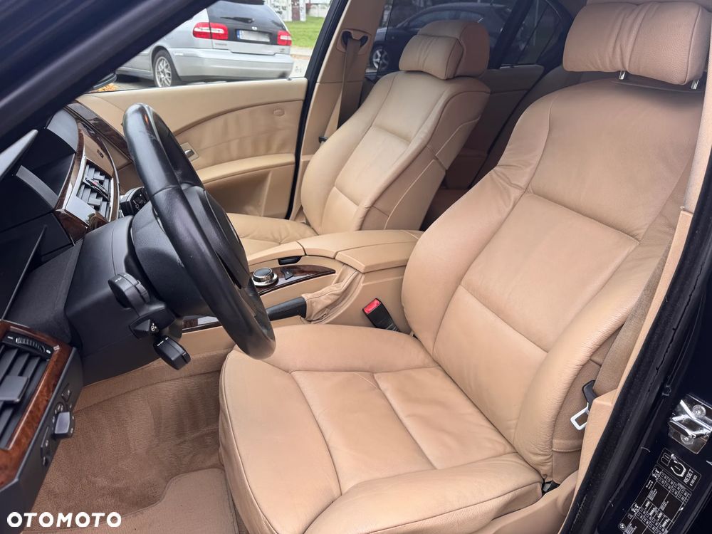 BMW Seria 5 - 22