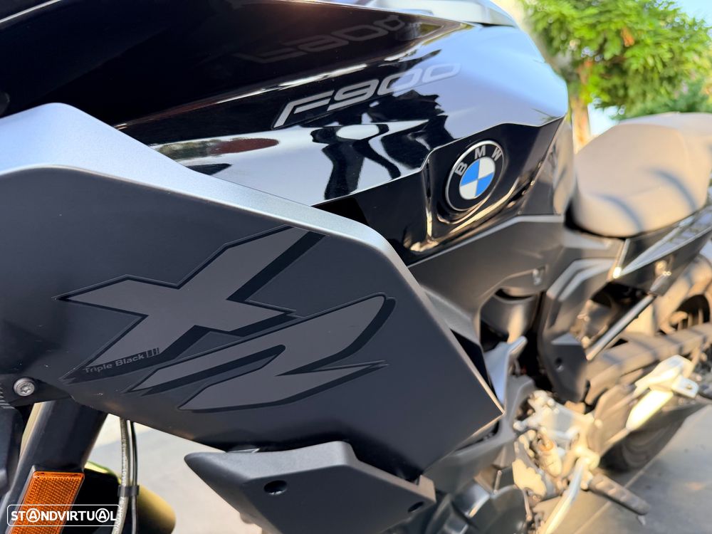 BMW F 900 XR Triple Black - 15
