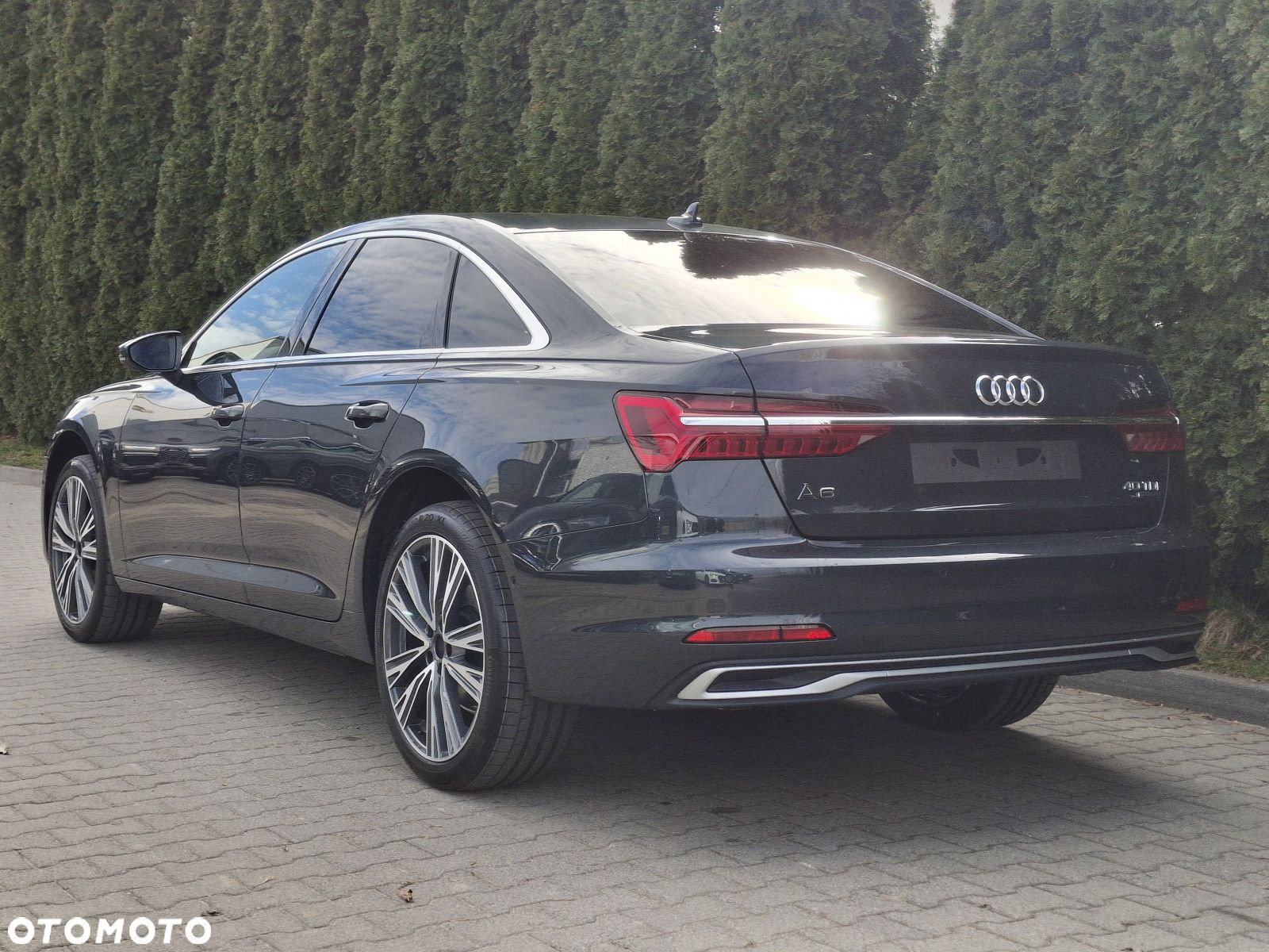 Audi A6 - 4