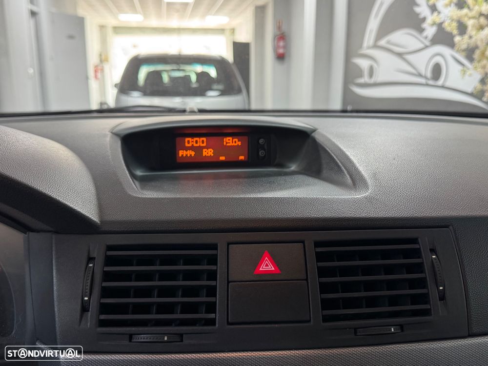 Opel Meriva 1.6 Cosmo Easytronic - 30