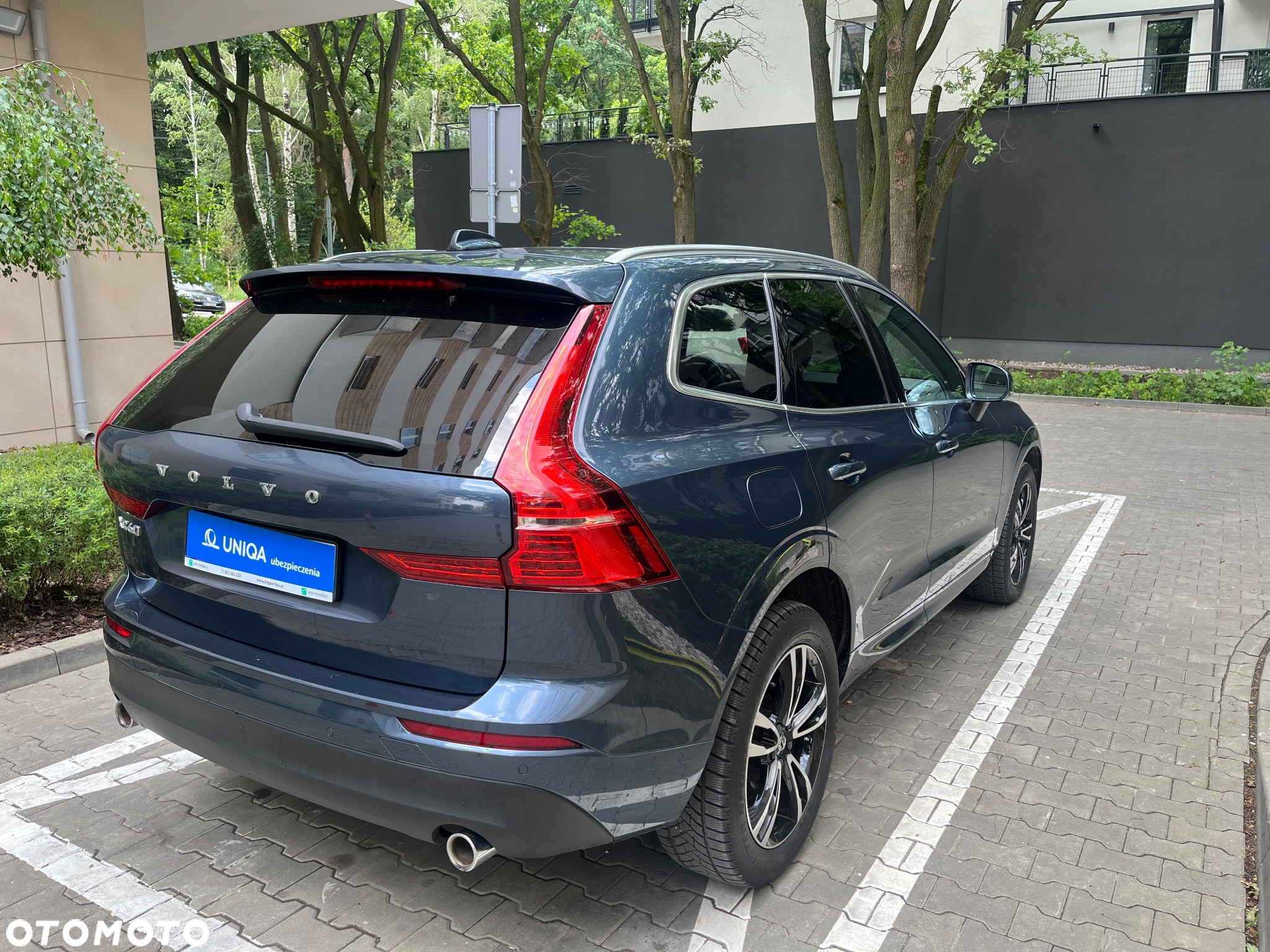 Volvo XC 60 D4 AWD Momentum - 6