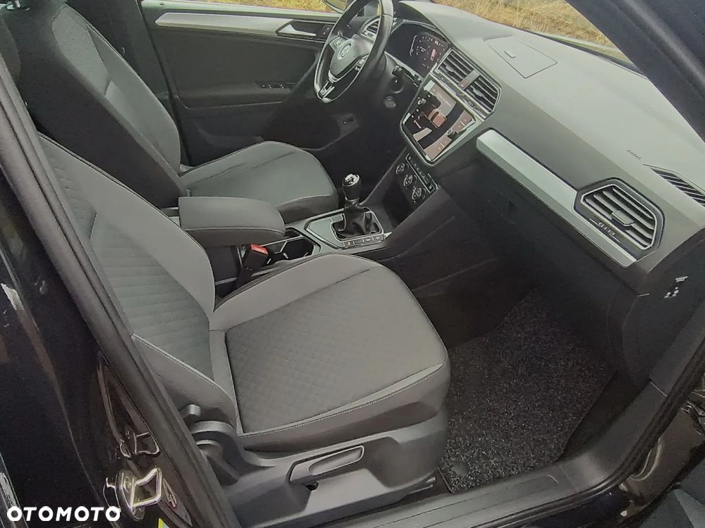 Volkswagen Tiguan 1.5 TSI OPF URBAN SPORT - 20