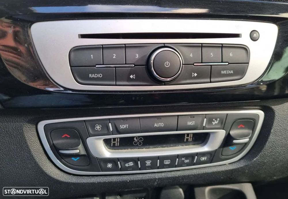 Renault Grand Scénic 1.5 dCi Bose Edition EDC SS - 12