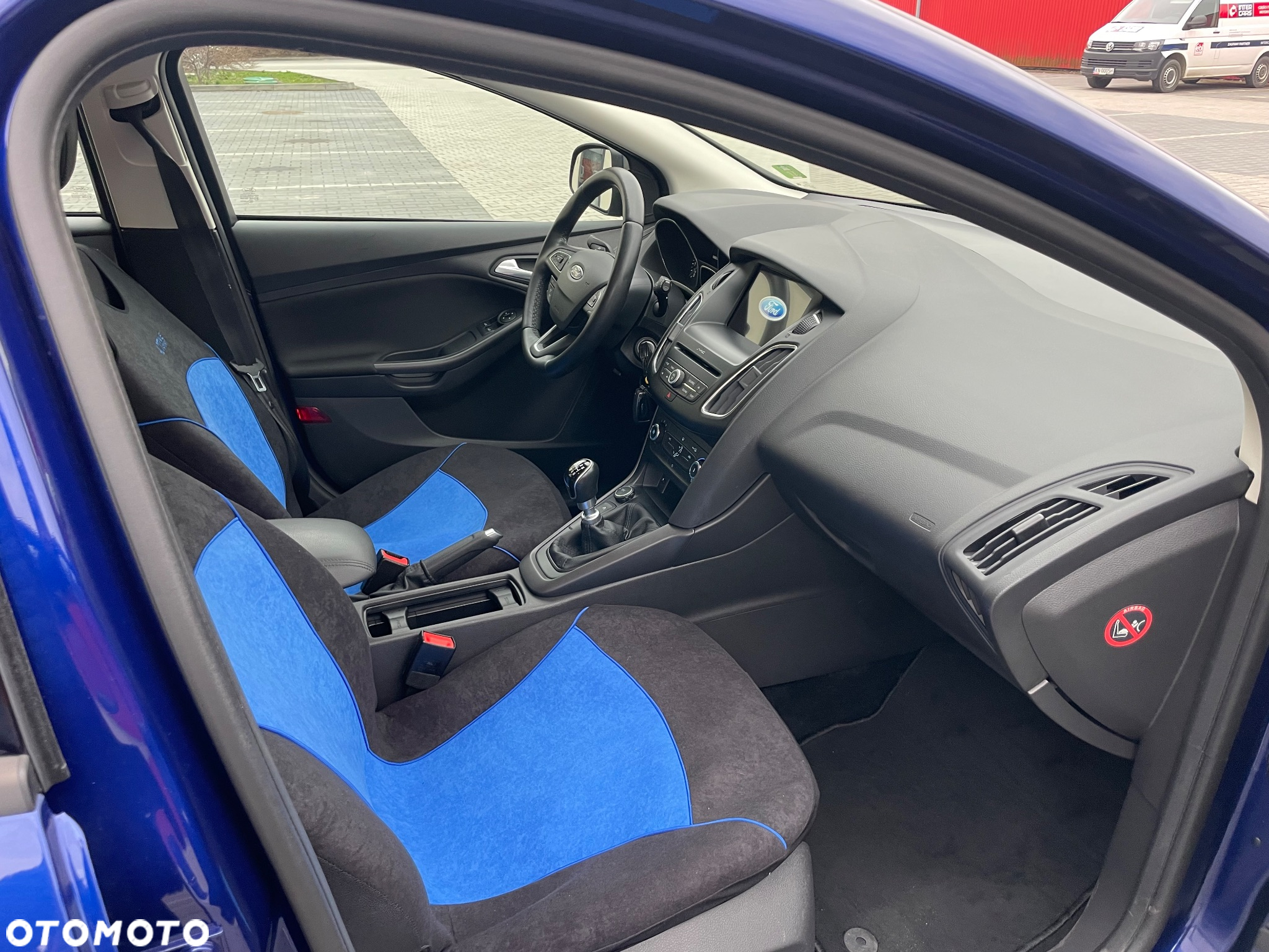 Ford Focus - 12