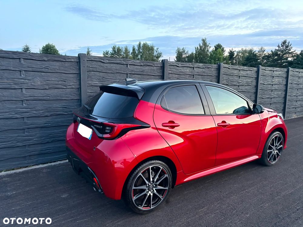 Toyota Yaris 1.5 VVT-i GR SPORT - 30
