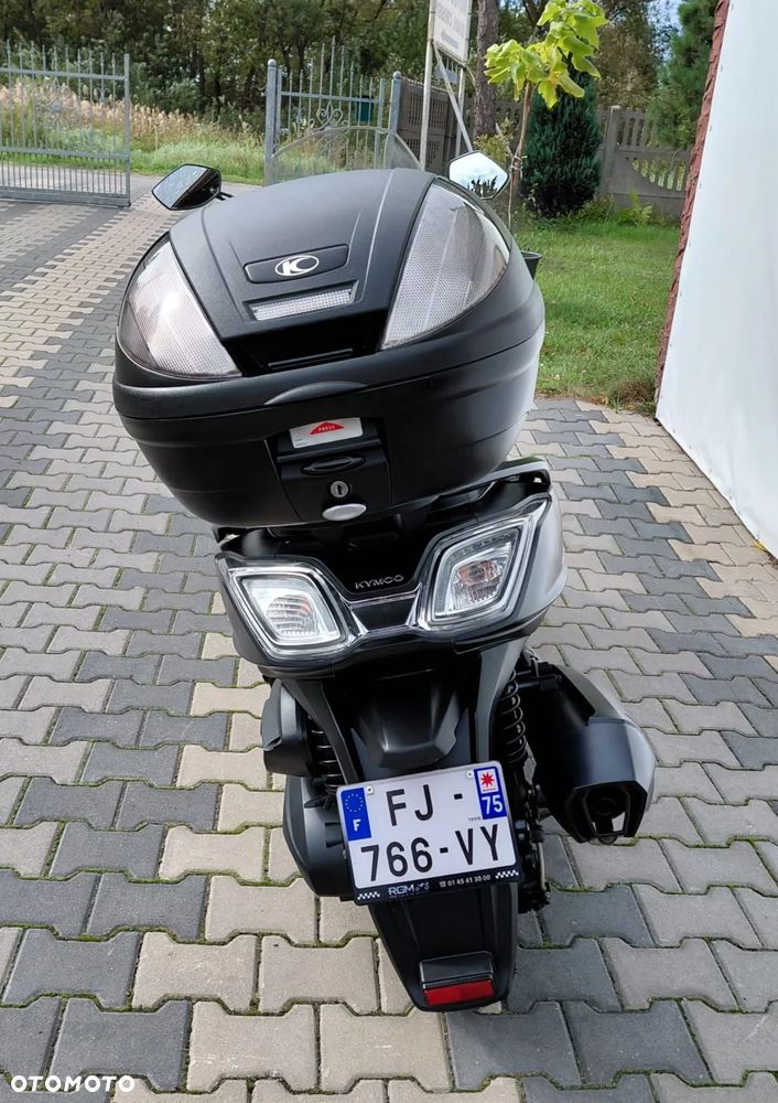 Kymco Downtown - 10