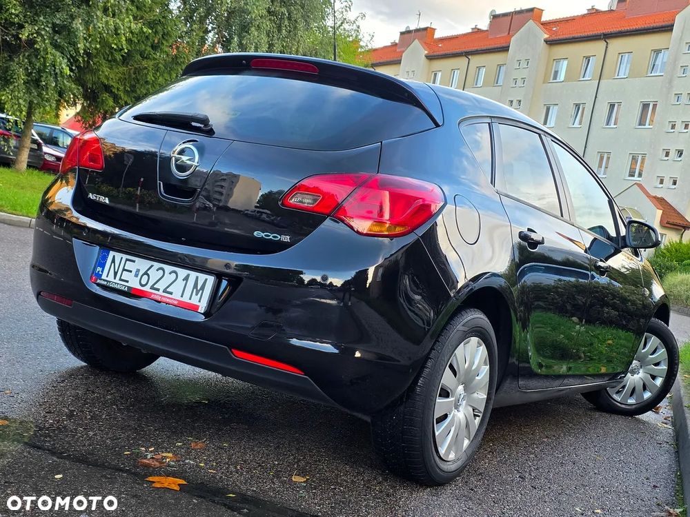 Opel Astra 1.4 Essentia - 4
