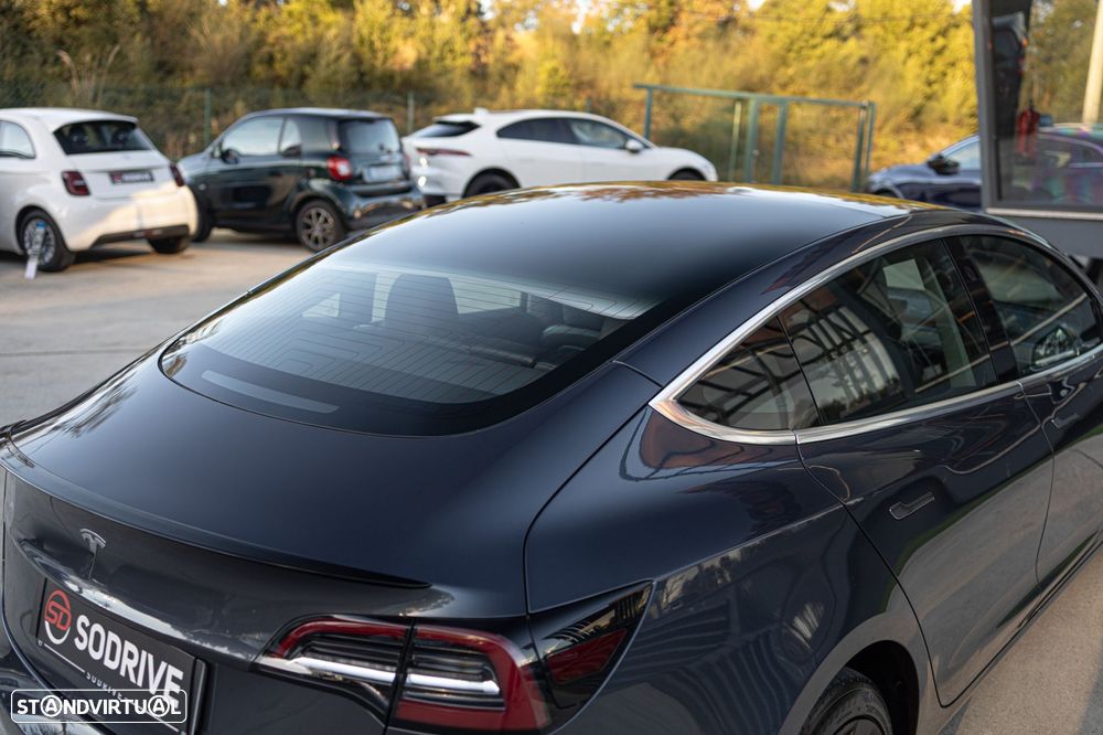 Tesla Model 3 Long-Range Dual Motor AWD - 35