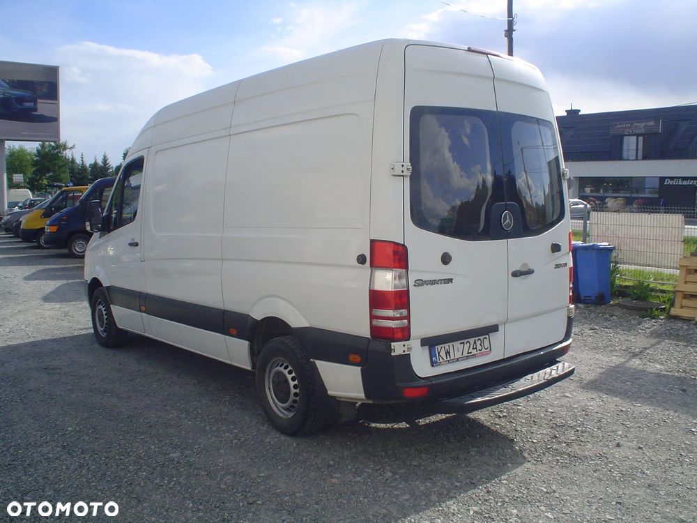 Mercedes-Benz SPRINTER - 18