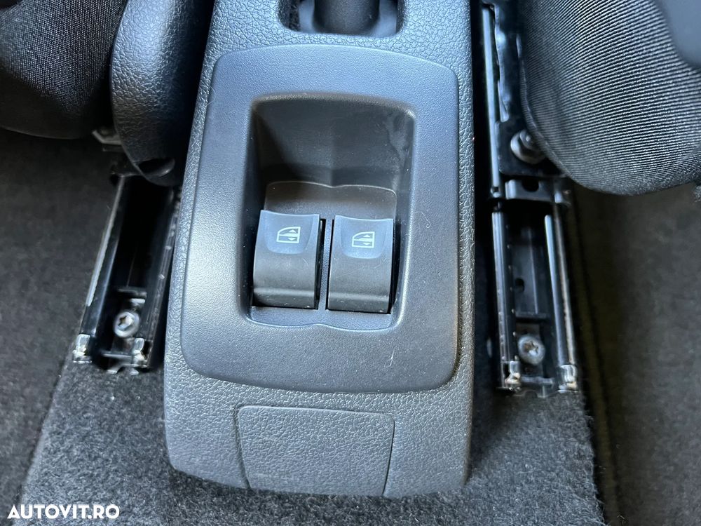 Dacia Sandero Stepway dCi 90 S&S Prestige - 16