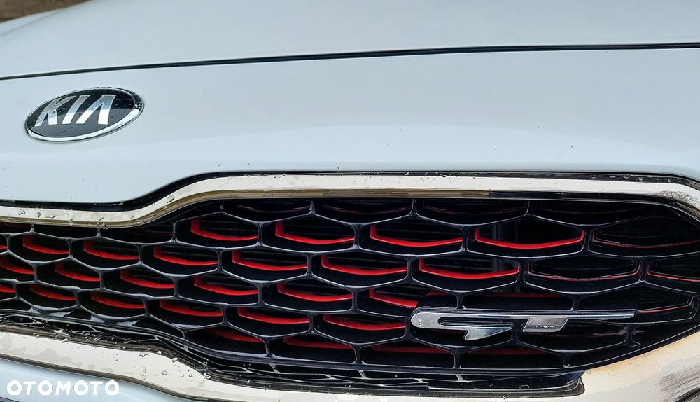 Kia ProCeed 1.6 T-GDI GT DCT - 9
