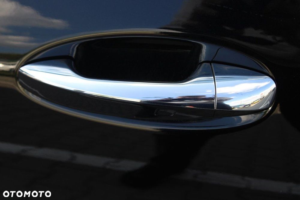 Mercedes-Benz CLA - 10