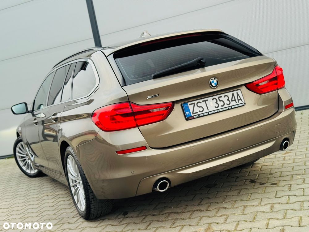 BMW Seria 5 520d xDrive Sport Line - 4