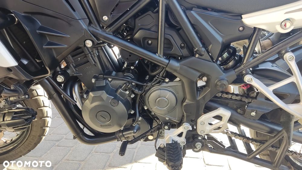 Benelli TRK 502X - 13