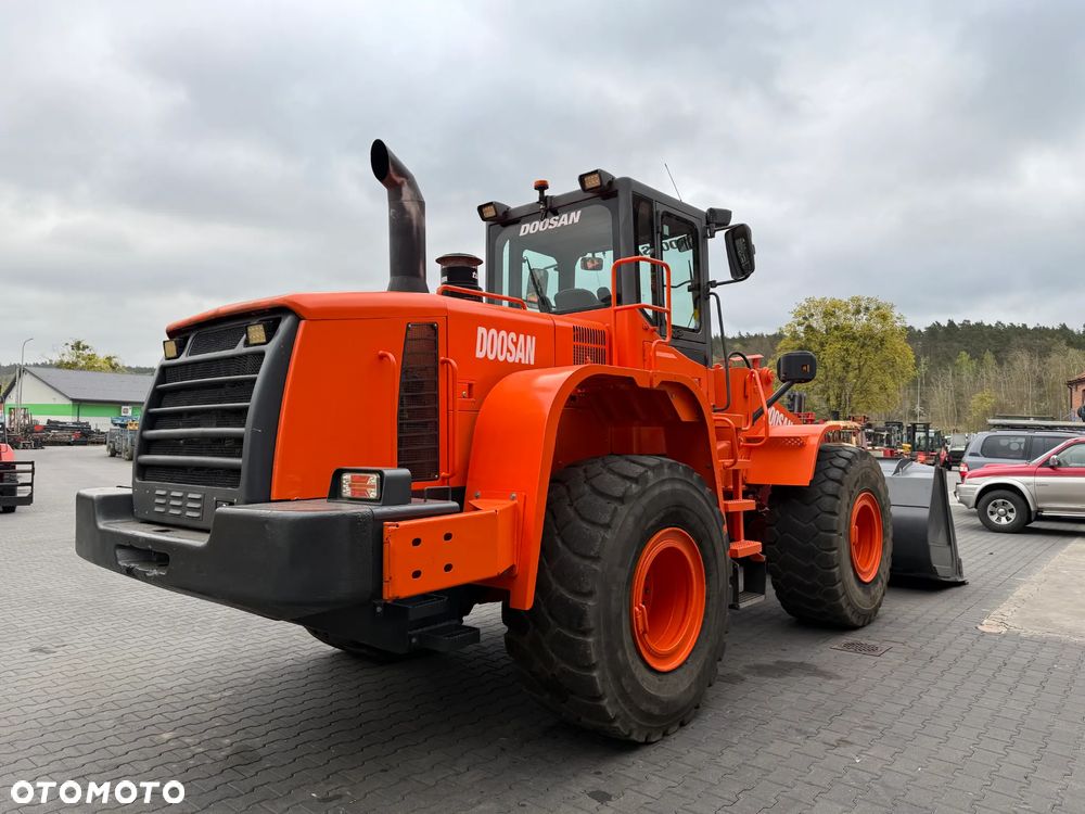 Doosan DL300 - 5