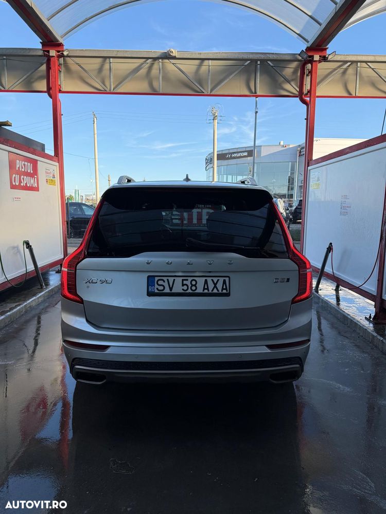 Volvo XC 90 - 7