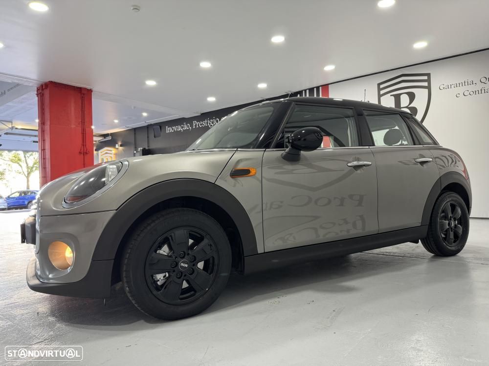 MINI 5 Portas One D - 20