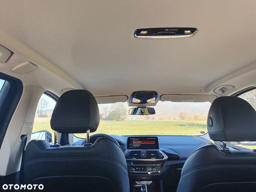 BMW X3 xDrive20d xLine - 22
