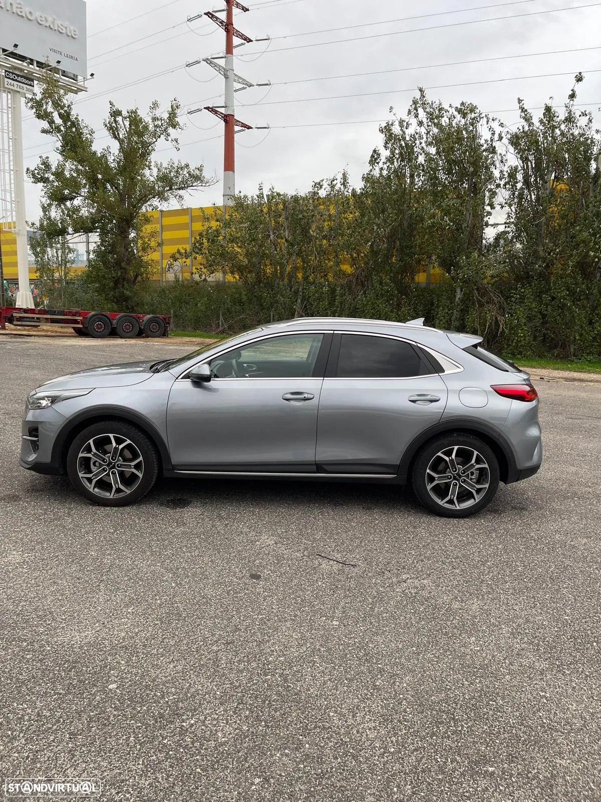 Kia XCeed 1.0 T-GDI Tech - 12