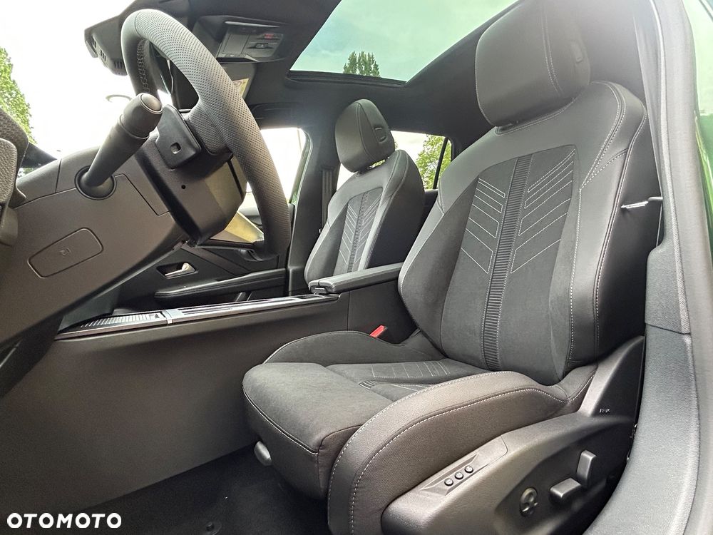 Opel Astra 1.2 T mHEV Ultimate S&S eDTC - 21