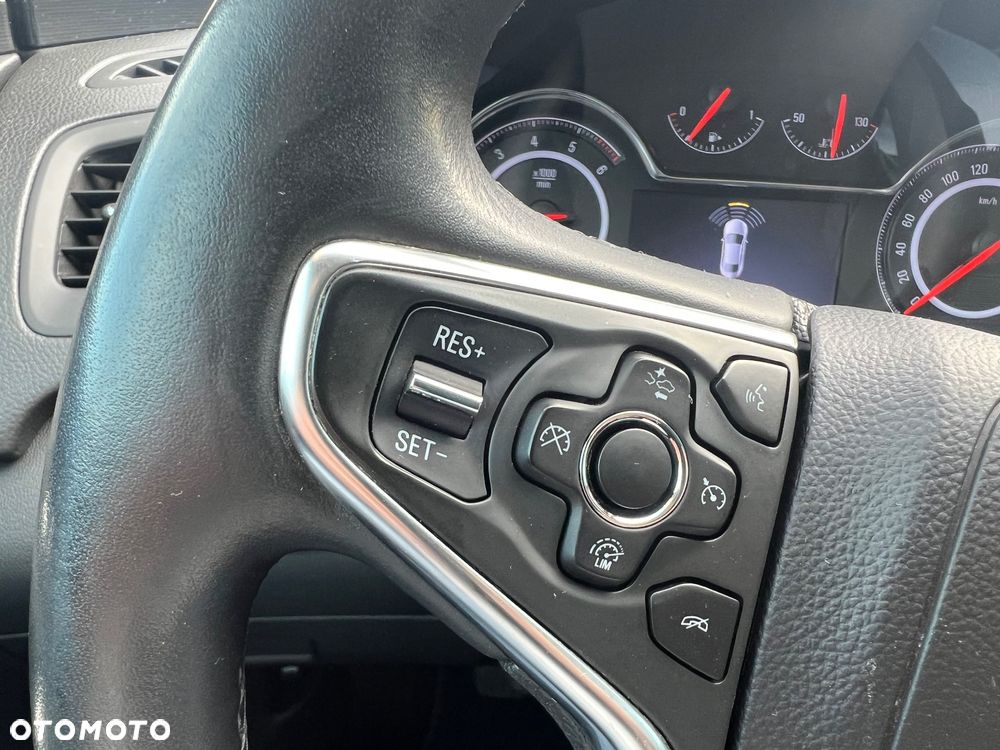 Opel Insignia 2.0 CDTI ecoFLEX Start/Stop Business Innovation - 28