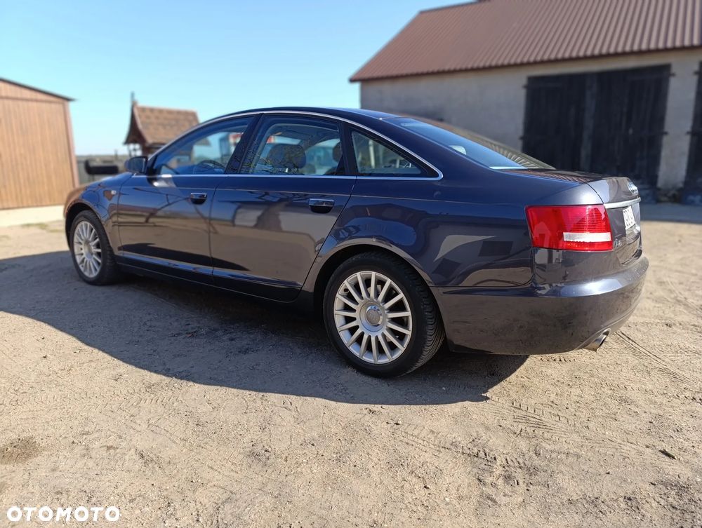 Audi A6 Limousine 2.4 - 9