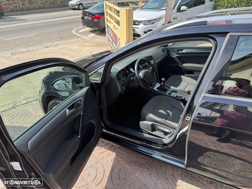 VW Golf Variant 1.6 TDi Confortline - 15