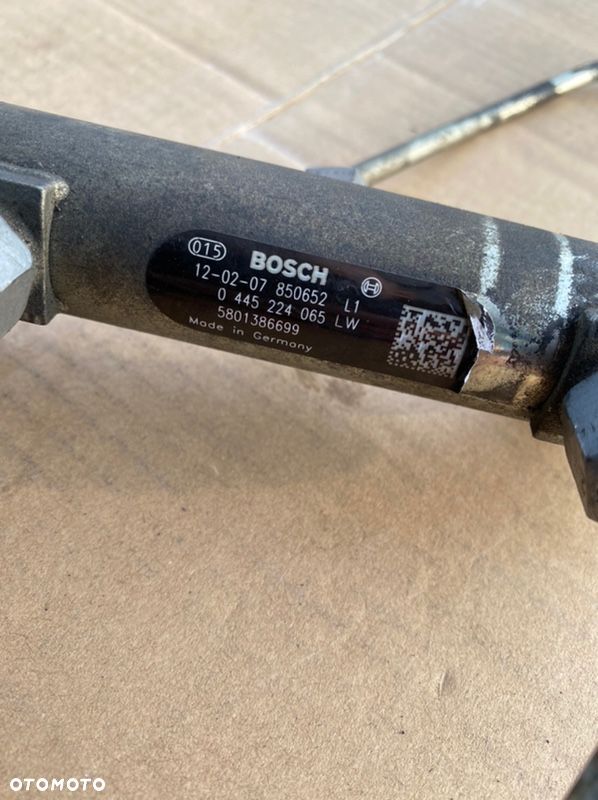listwa wtryskowa iveco daily 2.3 0445224065 - 3