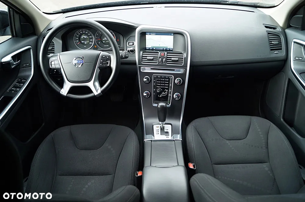 Volvo XC 60 D4 Geartronic Momentum - 28