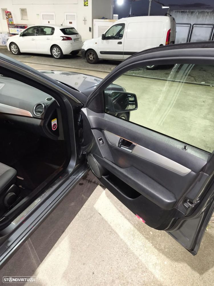 Mercedes-Benz C 200 Station CDI DPF (BlueEFFICIENCY) Avantgarde - 5