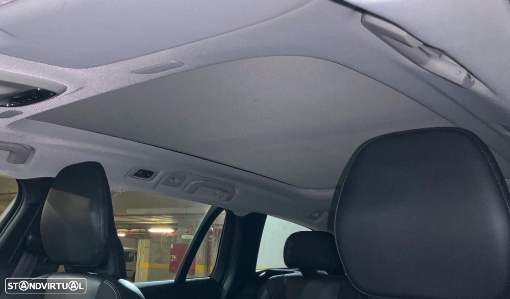 Volvo V60 2.0 T4 Momentum Plus - 8