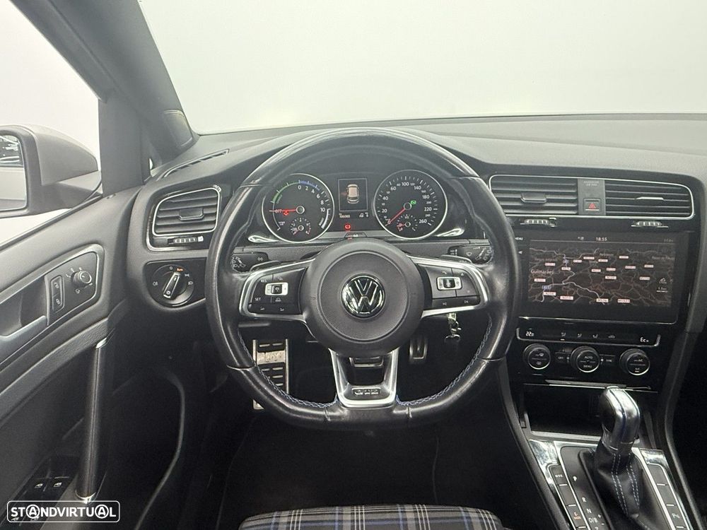 VW Golf 1.4 GTE Plug-in - 19