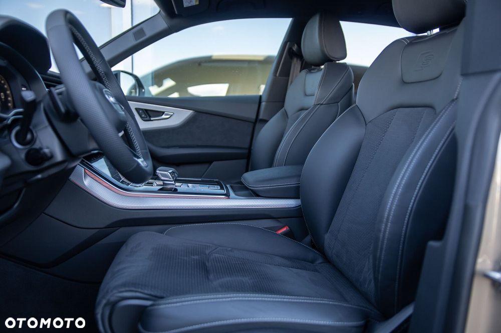 Audi Q8 - 15